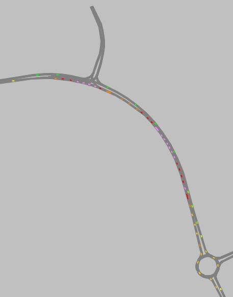 variant 1 groter. Dit komt tot uiting in het aantal stops op de wegvakken, de gemiddelde wachtrijlengte en overschrijving van de maximale wachtrijlengte.