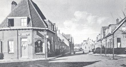 Op de hoek van de verdwenen Hinckelingestraat en de Schengestraat bijvoorbeeld, was een buurtwinkel. Na de oorlog kwam de Coöperatie erin en later de Spar.