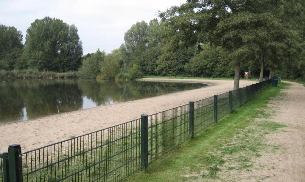 2. Beschrijving zwemwaterlocatie 2.1 Kenmerken In de gemeente Ridderkerk ligt het Oosterpark.