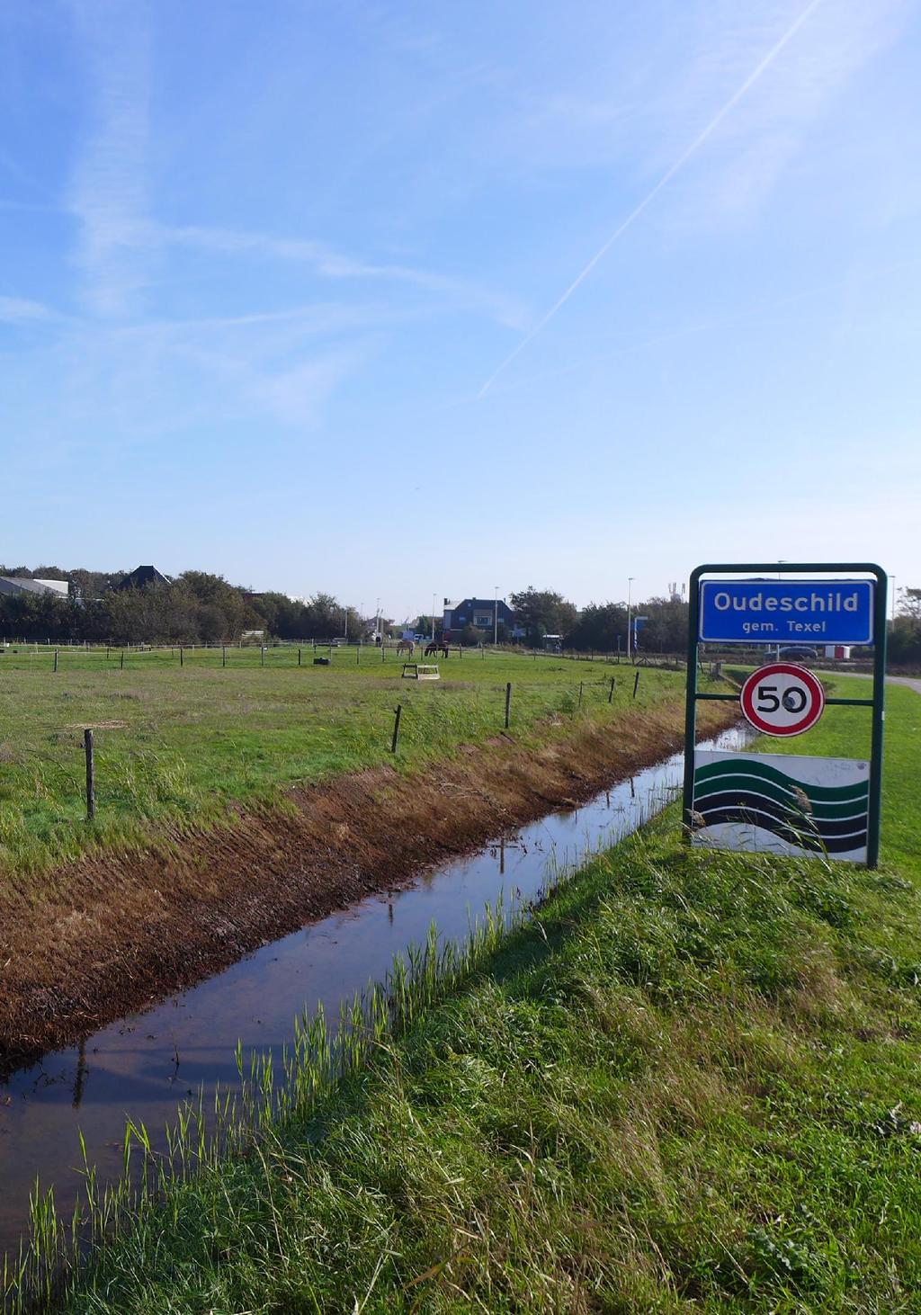 Schilderweg 239 Oudeschild Kadastrale gegevens: Gemeente Texel, sectie N nummer 2210 Soort woning: Vrijstaande woonstolp met schuren Woonbestemming: Thans agrarische bestemming