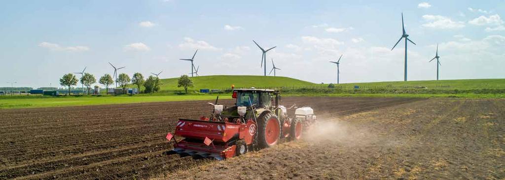 PRECISION-PLANTING De CP bekerpootmachine is ontworpen voor aardappeltelers die de betrouwbaarste pootnauwkeurigheid eisen.