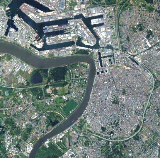 3.9 SATELLIETEN SPACEBEL CFDP vluchtmodel Het CFDP is een bestandsoverdrachtprotocol dat bijzonder goed aangepast is aan de eisen van de ruimteomgeving.