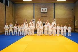 Lestijden De judolessen worden ook dit jaar weer gegeven bij de Willem Alexanderschool aan de Mesdaglaan 4 Afgelopen jaar zijn de lestijden evenals de groepsindelingen ongewijzigd gebleven.