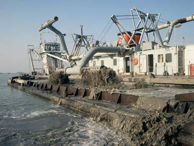 Zandwinning in de praktijk Beheer in het Markermeer & IJmeer Staatsbosbeheer, Rijkswaterstaat en de waterschappen zijn actief beheerder binnen de begrenzing van het Markermeer & IJmeer.