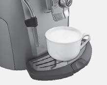 7 8 sterk aroma espressokoffie 08:33 Plaats het kopje onder de koffieuitloop.