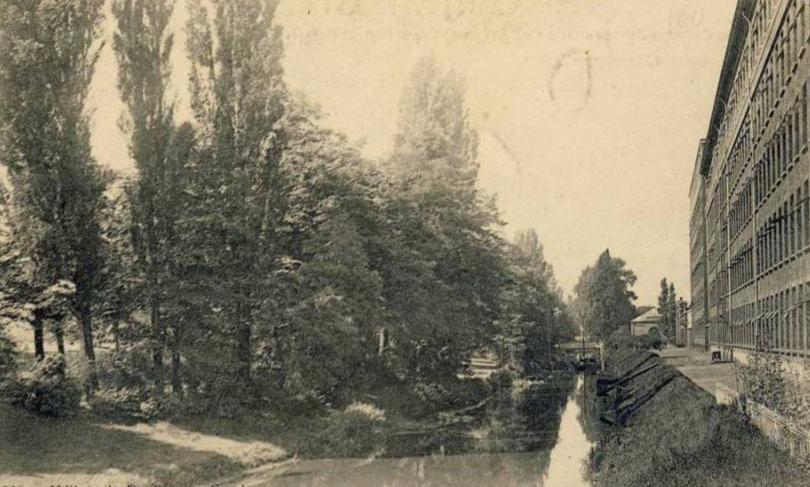 (afbeelding onderaan is van 1840) Postkaart van 1903 Evenwijdig