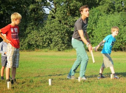 8 Wat komen gaat: Dinsdag 30 augustus: Broomshooting Om de vakantie op een mooie manier af te sluiten gaan we ons nog eens meten in de 11 de editie van onze broomshooting.