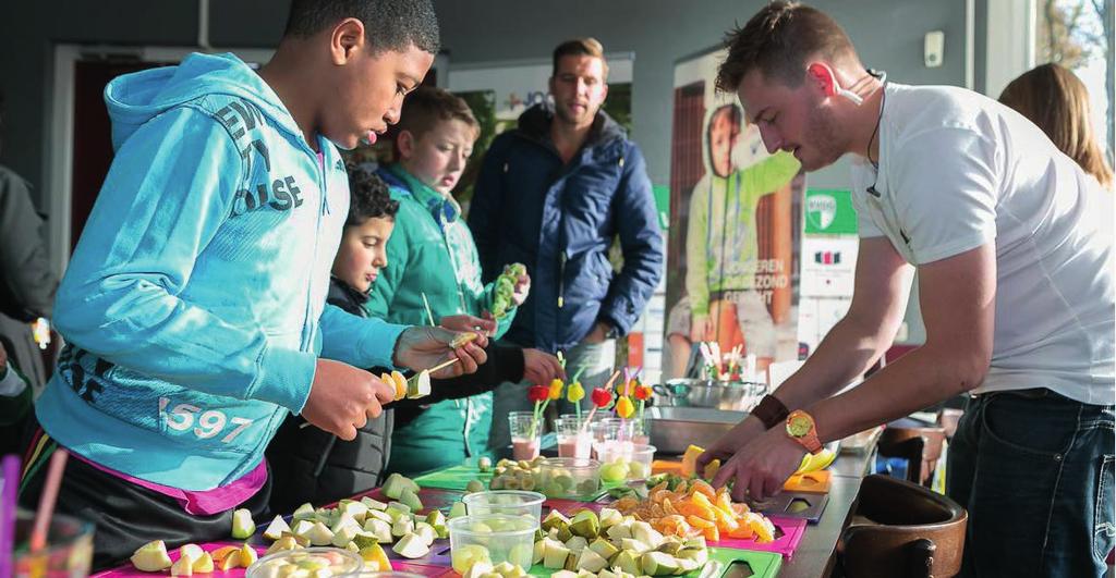 26 27 Jeugd De Politieke Unie vindt het belangrijk dat de jeugd opgroeit in een veilige en uitdagende omgeving met voldoende faciliteiten op het gebied van onderwijs en ontspanning.