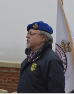 Talrijke genodigden namen deel aan de herdenking, waaronder de Britse ambassadeur, afstammelingen van de piloot, de initiatiefnemers van de Gentse Royal Cody Rifle Club alsook een ruime