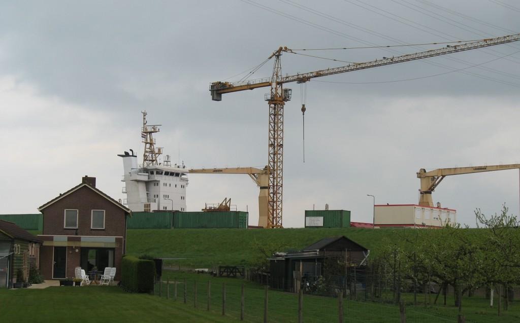 Benhadi Bestemmingsplannen voor scheepswerf (gelegen in twee