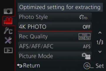 Films opnemen Vastleggen van een foto met hoge resolutie uit een 4K-film [4K-FOTO] Films opnemen U kunt een foto maken met een resolutie van ongeveer 8 megapixels uit een 4K-film die is opgenomen met