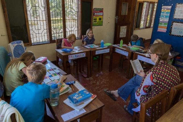 Iemand zei: Wanneer we luisteren naar ons apparaatje, moeten we niet denken dat we naar een boodschap van Wycliffe zitten te luisteren. Nee, we luisteren regelrecht naar de Heilige Geest.