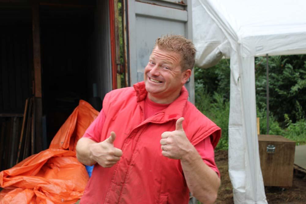 (2) Bouwweek Rijkevoort Hoi jongens en meisjes, Als ik augustus op de kalender zie staan, krijg ik altijd weer de kriebels de bouwweek komt dichterbij en dat kan en wil ik niet missen.