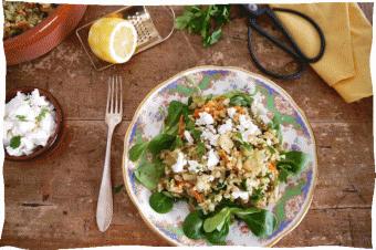 Tabouleh met geitensaladekaas en za'atar Vegetarisch Hoofdgerecht 30 min In de Krat 2p 3p 4p Bulgur (g) 120 180 240 Peen (g) 100 150 200 Koolrabi (g) 125 190 250 Yaconwortel (g) 125 190 250