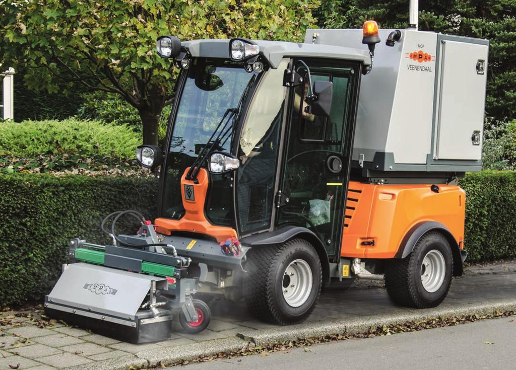 Zelfs deze compacte variant heeft een watertank van 550 liter. De MCP-T, speciaal voor de tractor, is ontwikkeld om uw voertuig het jaar rond te bezetten.