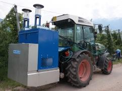 de batterij van de tractor 2 afzonderlijke branders met een totale capaciteit van 150 kw Mazout verbruik: 4 à