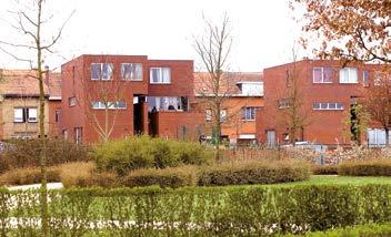 > Buiten de corridors worden bijkomende, kleine woningen geconcentreerd in dorpskernen, gecombineerd met voorzieningen.