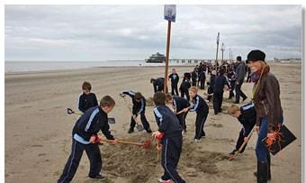 BEERNEM Donderdag 16 augustus 2018 Voor wie: 10-14 jaar (2004-2008) Start en einde activiteit: 09.30-18.