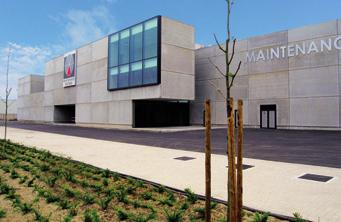 Bontinck Maintenance Partners - Zwijndrecht Le concept courant d un hall de production simple avec des bureaux séparés qui sont plus chers a été volontairement évité.