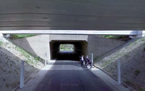 T3 Tunnel onder de A28 / Domstraat 1 b14 T1 b8 b9 T3 V10 V2 V7 V12 vanaf de Domstraat richting het noordoosten OMSTANDIGHEDEN Het viaduct wordt uitgebreid.