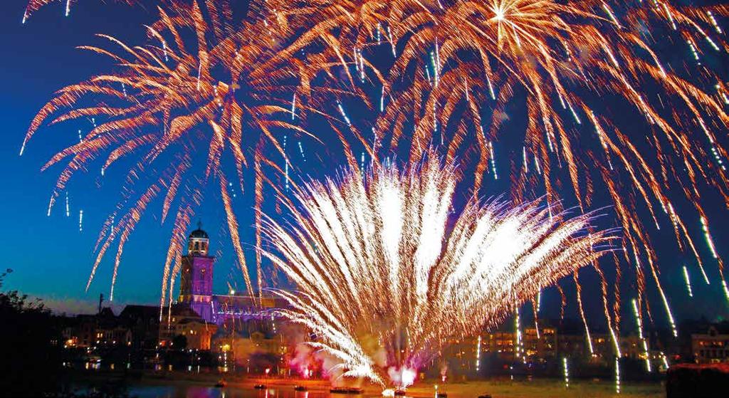 EXTRA VERKEERSMAATREGELEN TIJDENS DE ZOMERKERMIS TIJDENS DE ZOMERKERMIS (VANAF HET MOMENT DAT DE OPBOUW START TOT EN MET 13 JUNI, ALS HET TERREIN WEER VRIJ IS) GELDEN ER EEN AANTAL AFWIJKENDE