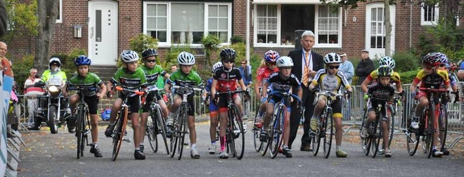 Dit betekend dat we per 1 oktober starten met het winter programma. Ik wil alle renners bedanken voor hun inzet tijdens het wegseizoen.