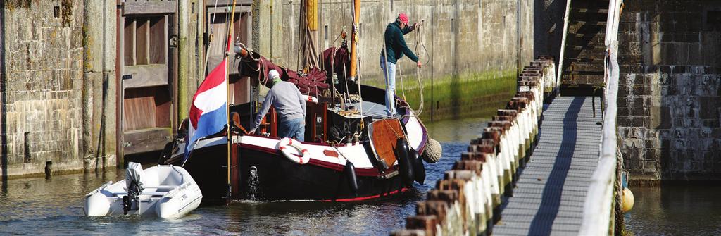 SLUIS KORNWERDERZAND Gestimuleerd door de ontwikkelingen rond De Nieuwe Afsluitdijk presenteren de provincies Fryslân, Overijssel, Drenthe en Flevoland en de gemeenten Súdwest-Fryslân, Kampen, Meppel