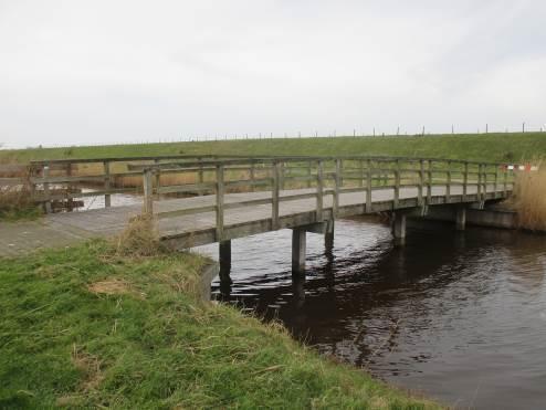 3.2.2 Houten brug Binnen het areaal van de Gemeente Texel bevinden zich 13 objecten die onder dit type kunnen worden ingedeeld. De gemiddelde oppervlakte bedraagt 41,6 m2.