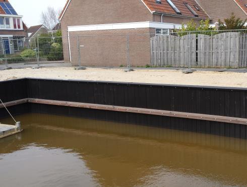 3.2.6 Beschoeiing Binnen het areaal van de Gemeente Texel bevindt zich 1 object die onder dit type kan worden ingedeeld. De lengte van deze damwand bedraagt 39 m1.