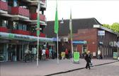 opp: 3332 Locatie: Het winkelcentrum ligt centraal in de woonwijk Klazienaveen,