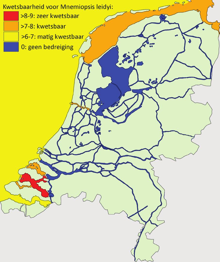 Fig. 9. De kwetsbaarheid van de Nederlandse wateren uitgerekend volgens de kwetsbaarheidmethodiek van watersystemen voor exoten (Leewis & Gittenberger, 2007). Zie ook Appendix I.