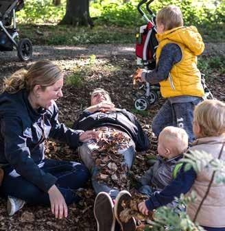 be Afspraak aan de Kiosk, dorpsplein Dries, Kemmel Heuvelland Met medewerking van: Sneukeltocht in het Eeuwenhout met hekse Kobbeneuze.