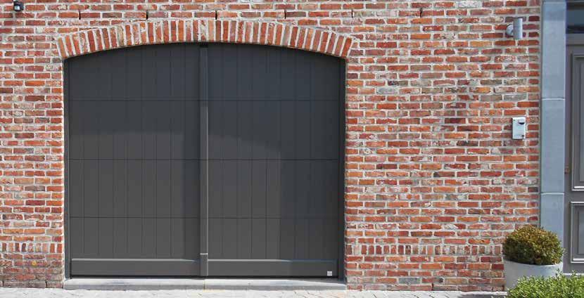 Creatieve garagepoorten voor particuliere woningen 1 Nature Line STC Klassieke houten garagepoort in landelijke stijl De garagepoorten in