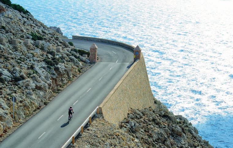 Mallorca: Zon zee, strand en FIETSERS Wist u dat Mallorca jaarlijks meer dan 100.000 fietsers ontvangt?