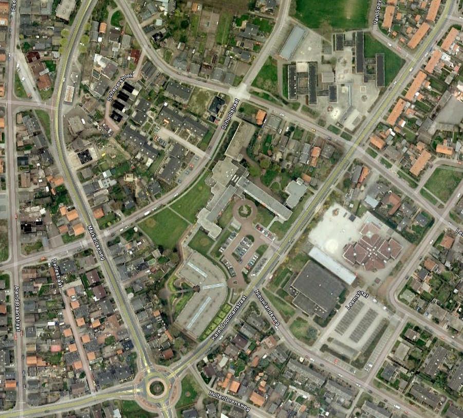 2 LOCATIEGEGEVENS 2.1 Beschrijving onderzoekslocatie De planlocatie is centraal gelegen aan de Karel Doormanstraat in de kern van de stad Rijssen.