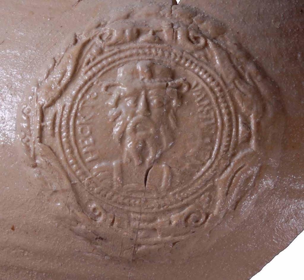 Een applique op een andere kan toont een mannenhoofd met het omschrift Hecktor van Troye en verwijst naar de mythologische Hector uit de Ilias van Homerus (afb. 73).