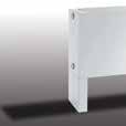 PK4 ook verkrijgbaar als toiletradiator (500 x 80 mm) PK1 PK BEVESTIGINGEN Apart te bestellen, niet in de van de plint inbegrepen TECHNISCH Elektrisch lasergelast (onzichtbare lasnaden)