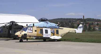 EINDE VLIEGVELDEN MILITAIR NH90 NFH Nederland beschikt sinds 17 mei 2010 over de eerste eigen NH90 NFH (Nato Frigate Helicopter).