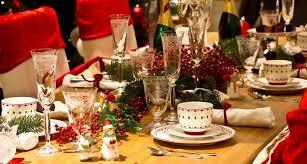 Het PlusBus Diner restaurant Brasserie Jettiez organiseert voor ons een heerlijke uitgebreide (kerst) High Tea/lunch bestaande uit allerlei hartige en zoete hapjes en gerechtjes.