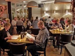 WOENSDAG 19 DECEMBER PLUSBUSDINER S ANDERS VINKEVEEN Gezellig met elkaar dineren, dat is het uitgangspunt van de PlusBus Diners. Deze maand staat restaurant s Anders op de agenda.
