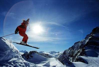 Skigebied Ski Amadé is het grootste skigebied van Oostenrijk met 760 pistekilometers, 270 liftinstallaties en dat in 5 skiregio's en 25 verschillende skiplaatsen.