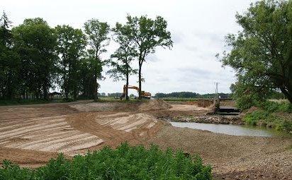 Daarbij gaat het bijvoorbeeld om de verwijdering van dwarsconstructies, de verbouwing van stuwen tot drempels, de installatie van vistrappen