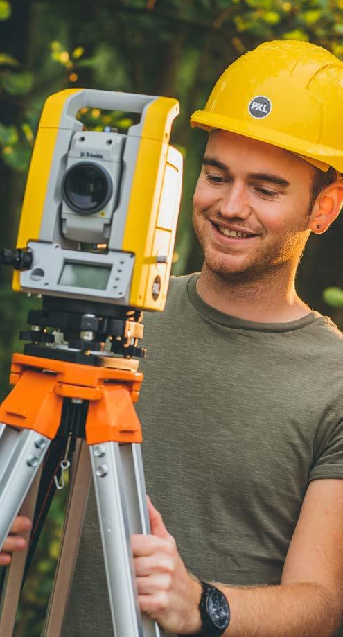 Je wil aan de slag als werfleider, calculator, werkvoorbereider, aannemer Je wil een belangrijke rol spelen in de bouw van woningen, industriegebouwen, wegen, bruggen MET WIE WERK JE?