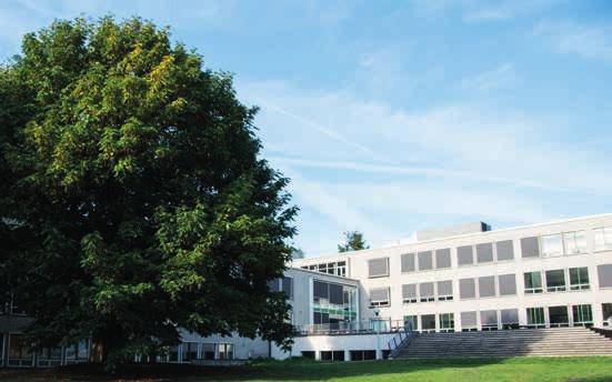 Welkom op onze school! Bĳ de overstap naar de middelbare school verandert er veel.