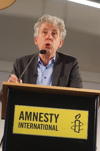 Eduard Nazarski, directeur Amnesty International Nederland Het is met enige schroom dat ik hier sta na deze getuigenis. Ik moest denken aan de campagne van vijf jaar geleden, Ik schaam me diep.