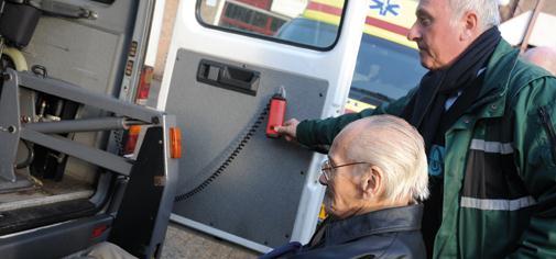 inspanning voor hun uitkering; Mensen organiseren dit vrijwilligerswerk zoveel