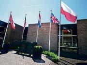 NL Heerlijk genieten langs de prachtige IJssel op de grens van de Veluwe en Salland Oorlogs- en Vredesmuseum MOOI