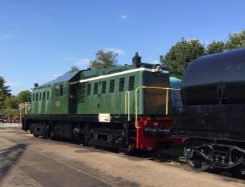 De tractie was de Duitse stoomlocomotief 65018 van de SSN met een aantal oude Duitse 2 assige wagons. We hadden op dat moment de trein voor ons zelf en zochten de restauratie op voor een kop koffie.