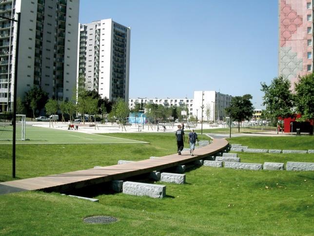 Square, espaces verts Parc de la Cité de la Saussaie 93200, Saint