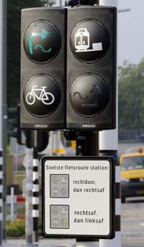 Omdat op enkele kruispunten rondom tweerichtingenfietspaden liggen heeft een fietser meerdere keuzen in zijn route.